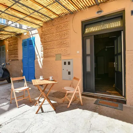 Rosenberger, Center With Parking