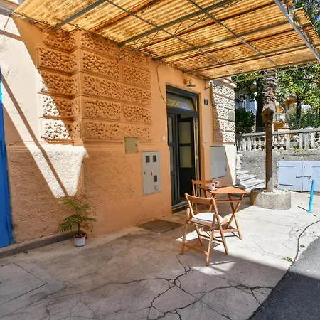 Rosenberger, Center With Parking Appartamento Abbazia